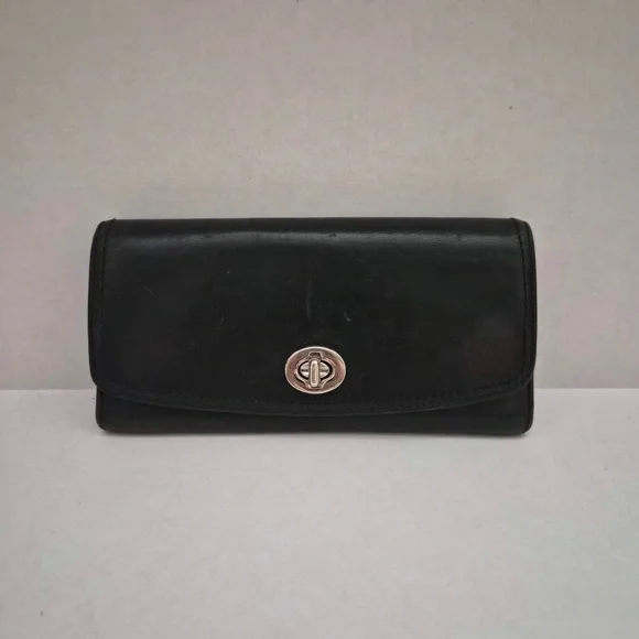 Coach Vintage 90s Iconic Old Money Turn Lock Timeless Soft Black Leather Wallet - Picture 1 of 7